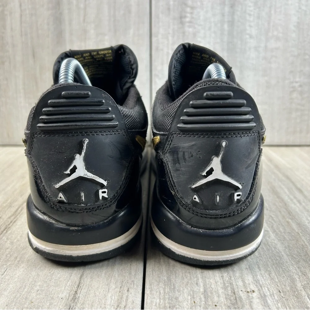 Nike Air Jordan Legacy 312 GS Basketball Black Gold Sneaker Youth Boys Size 6.5Y